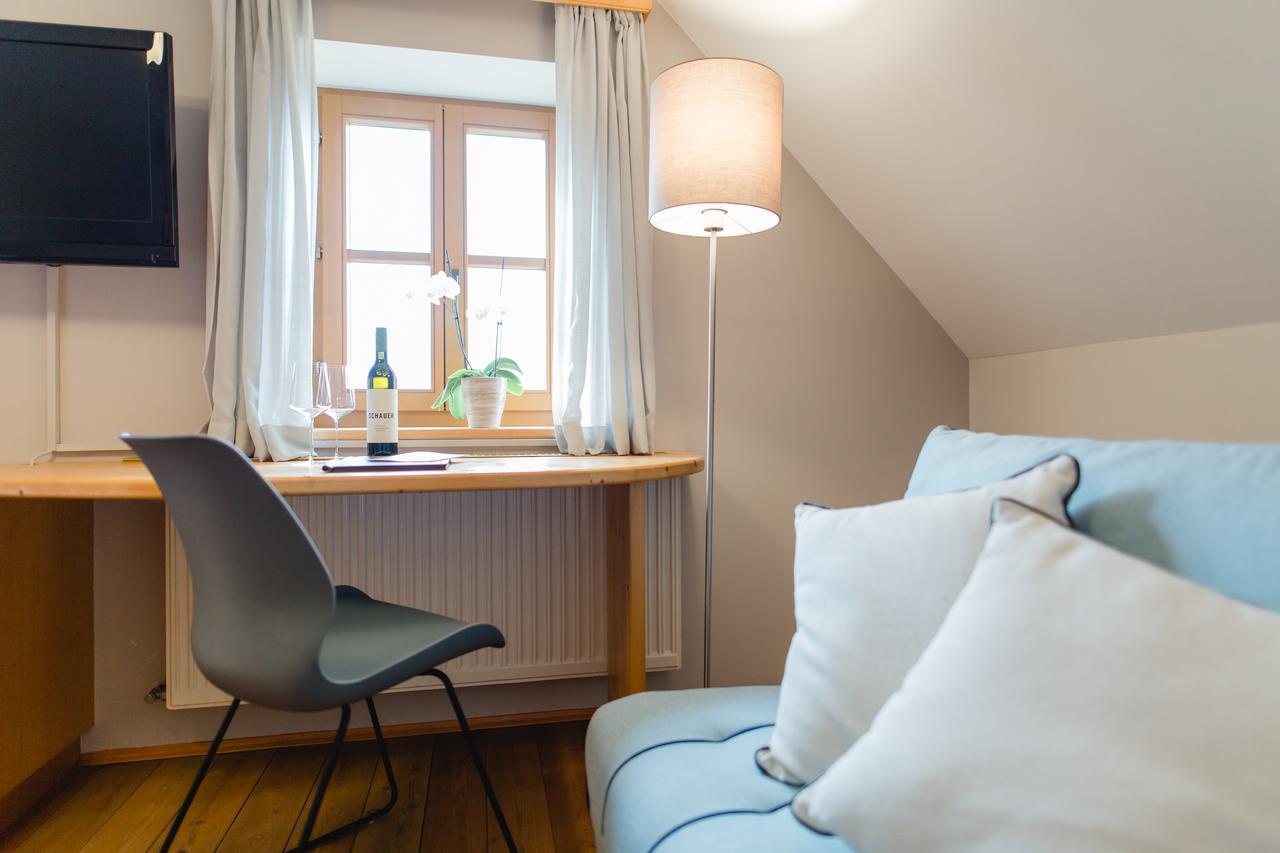 Weingut Schauer Farm stay *